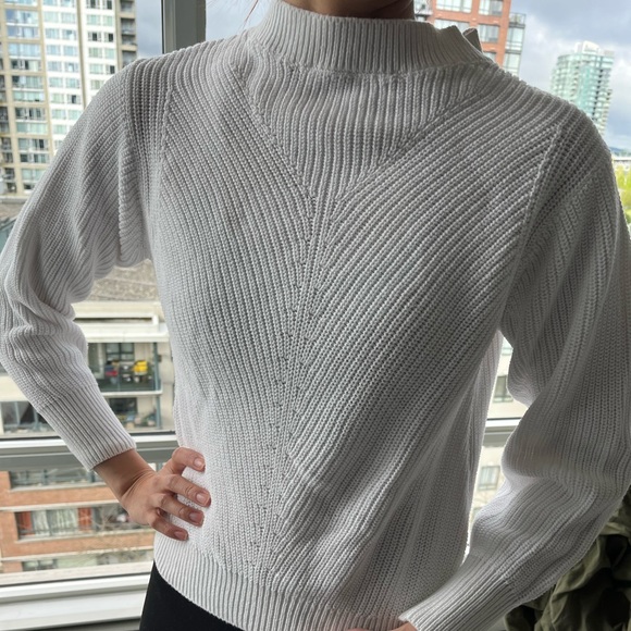 Mango White Sweater - Smalll - Picture 3 of 4